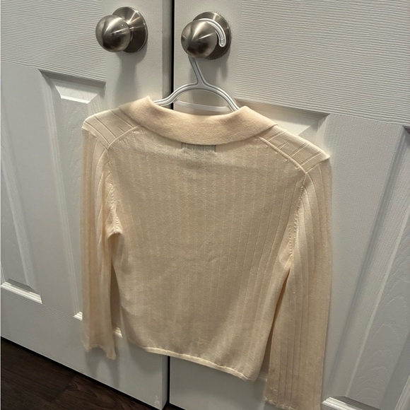 Banana Republic Cream Ribbed Polo Long Sleeve Top 100% Extra Fine Merino Wool - Picture 2 of 6